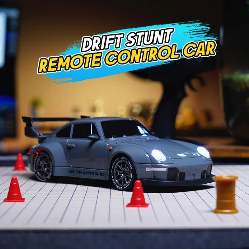 RC Drift Car 4WD Mini RC Racing Vehicle